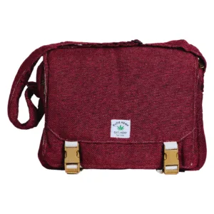 Discover our stylish and durable hemp messenger bag, designed to carry your laptop safely. Made from eco-friendly materials.