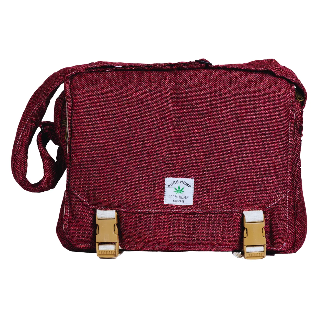 Discover our stylish and durable hemp messenger bag, designed to carry your laptop safely. Made from eco-friendly materials.